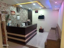 Hotel Dhwaj Palace