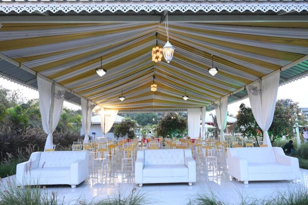 WayFare Stud Farm & Resort