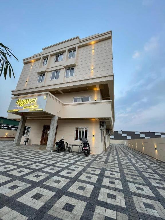 Hotel Manjula Inn