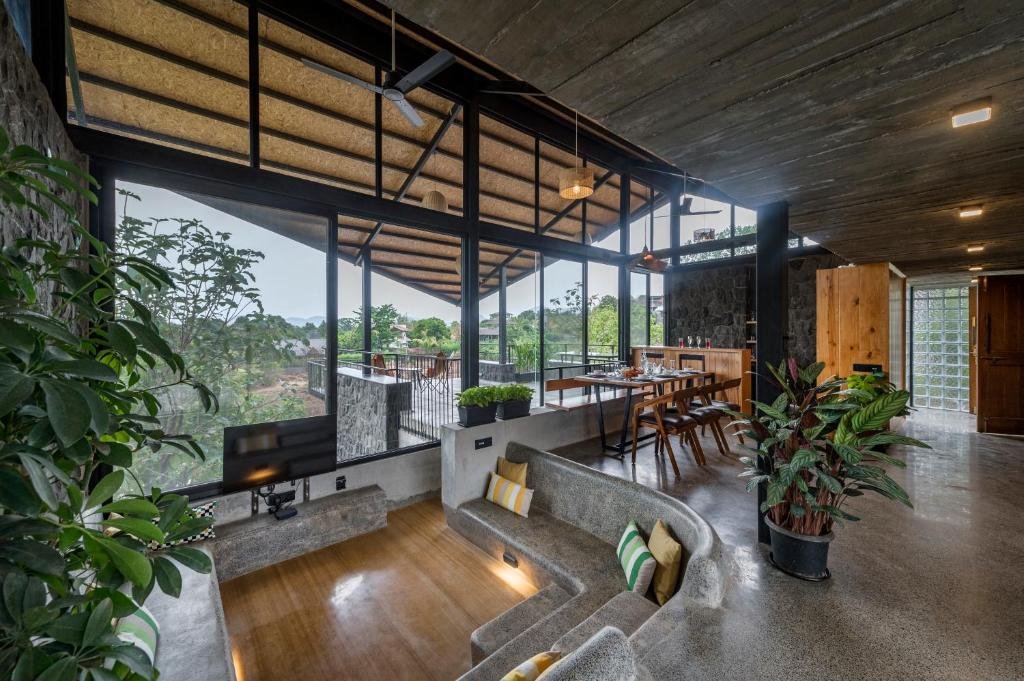 SaffronStays Black Rock - 3BR pet-friendly eco-luxe villa with pool, game room & sunrise deck in Nashik