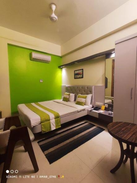 Hotel Prabhat